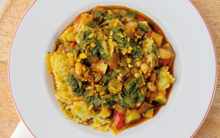 ravioles-du-dauphine-comme-un-pistou-poelee-de-legumes-eclat-de-pistaches-torrefiees