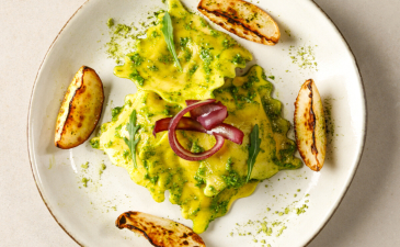 grande-raviole-morilles-pesto-dail-des-ours-navets-primeurs