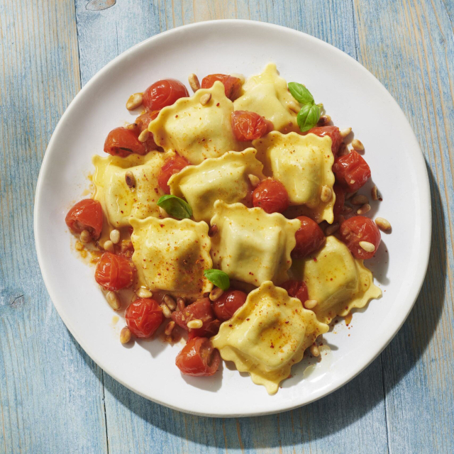 ravioli-mozzarelle-basilic-compotee-tomates-cerisespignonsvertcarre ravioli-mozzarelle-basilic-compotee-tomates-cerisespignonsvertcarre